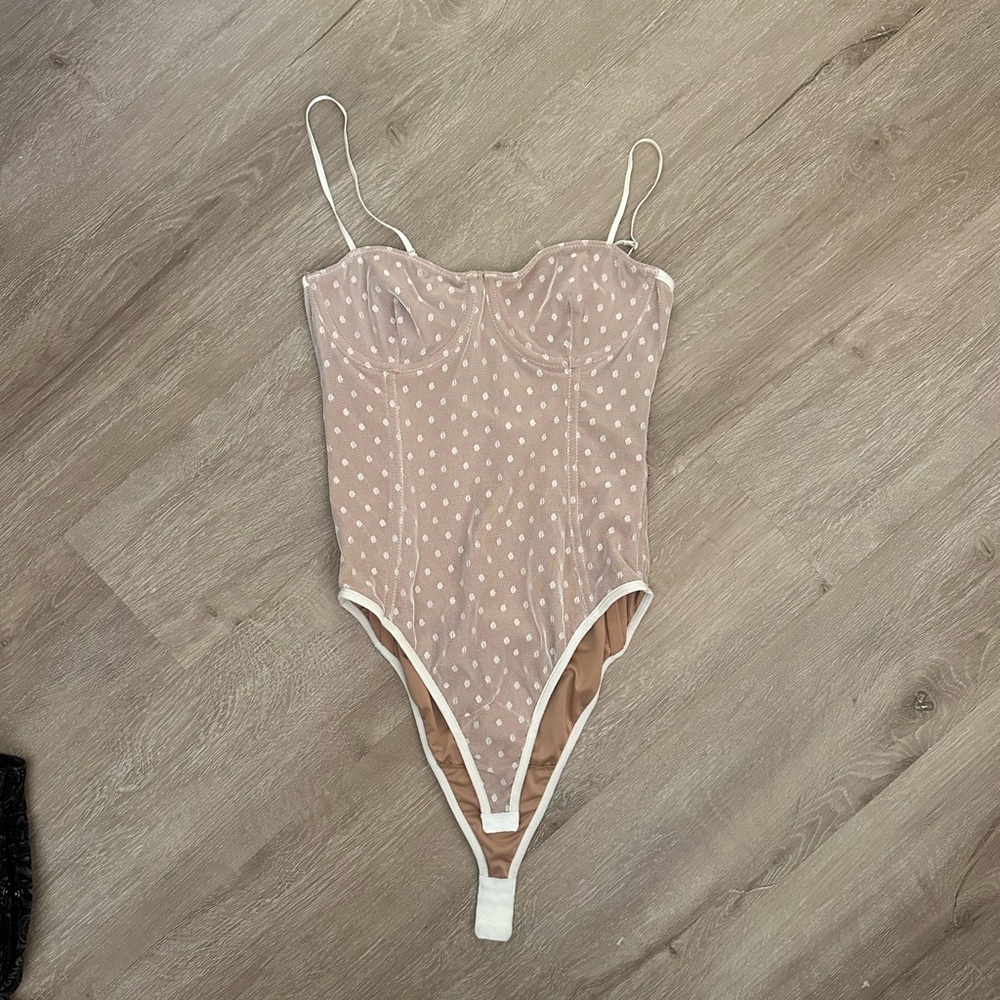 White Fox Boutique Women's Tan and White Bodysuit